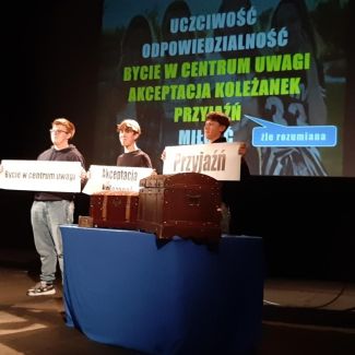 Zdjęcie główne aktualności "Archipelag Skarbów" zdobyty przez naszych ósmoklasistów